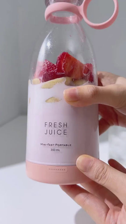 ZestiBlend™ Portable USB Blender